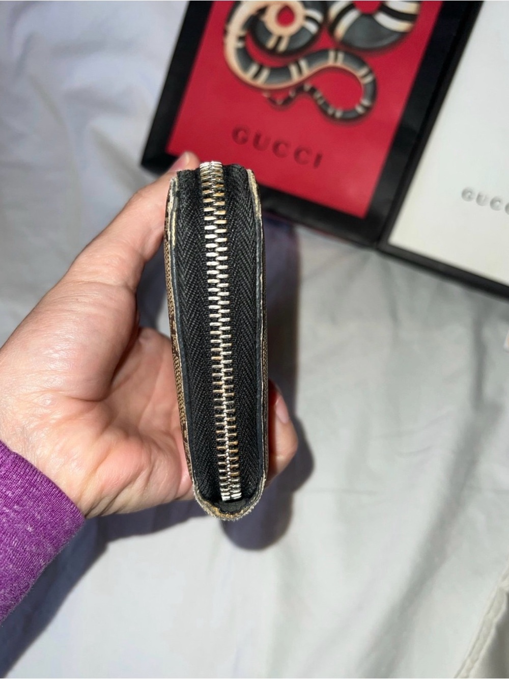 Gucci GG Supreme King snake Zip Wallet - Picture 6 of 10